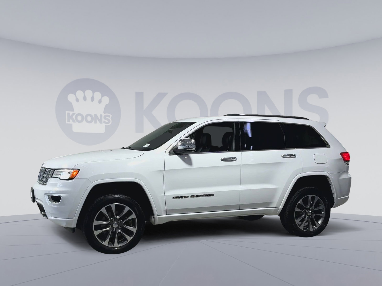 Used 2017 Jeep Grand Cherokee Overland image 7
