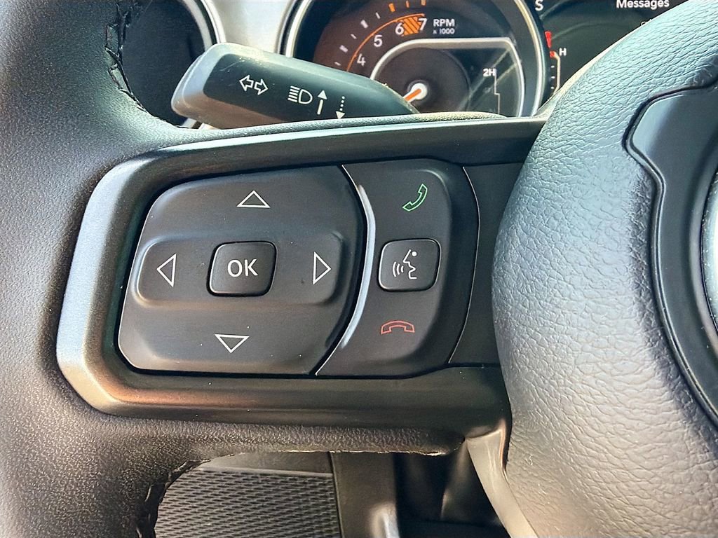 Used 2023 Jeep Wrangler Sport S image 32