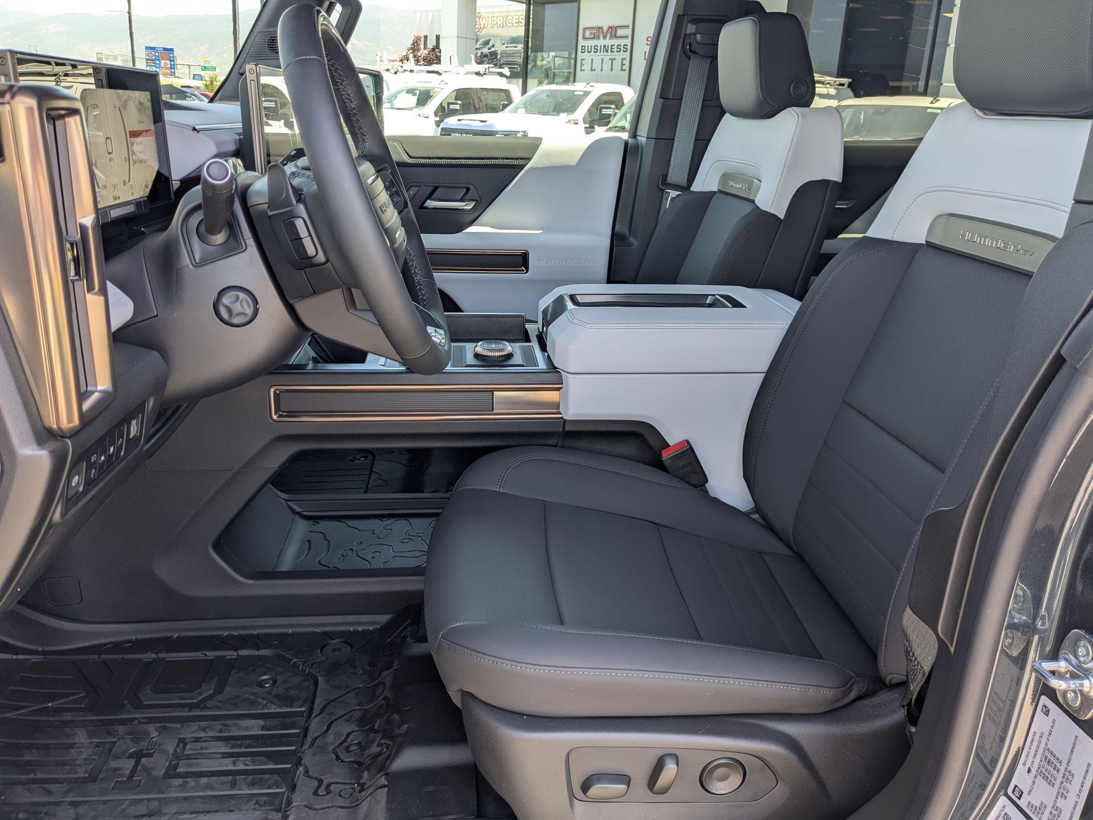 New 2025 GMC Hummer EV 2X w/ Extreme Off-Road Package image 14