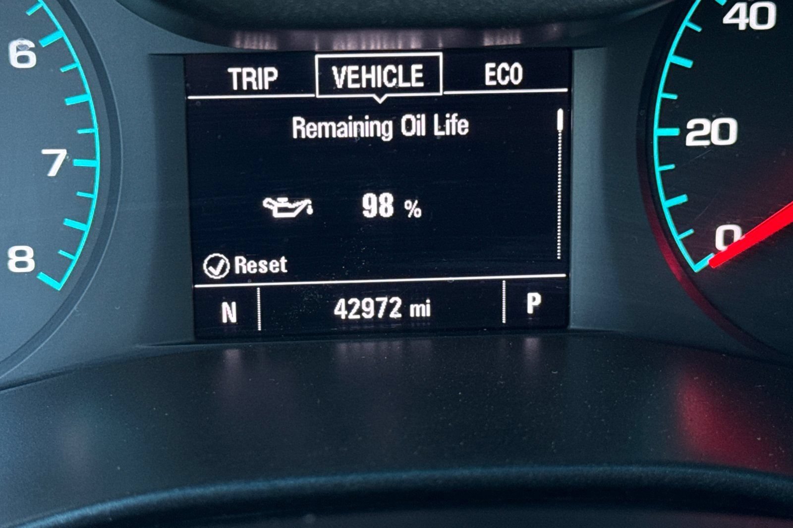 Certified 2022 GMC Canyon AT4 w/ Trailering Package AWD/4WD image 24