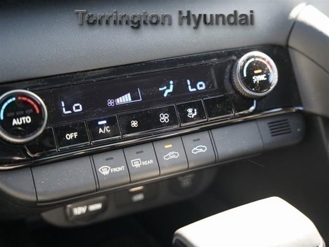 New 2025 Hyundai Elantra Sport image 24