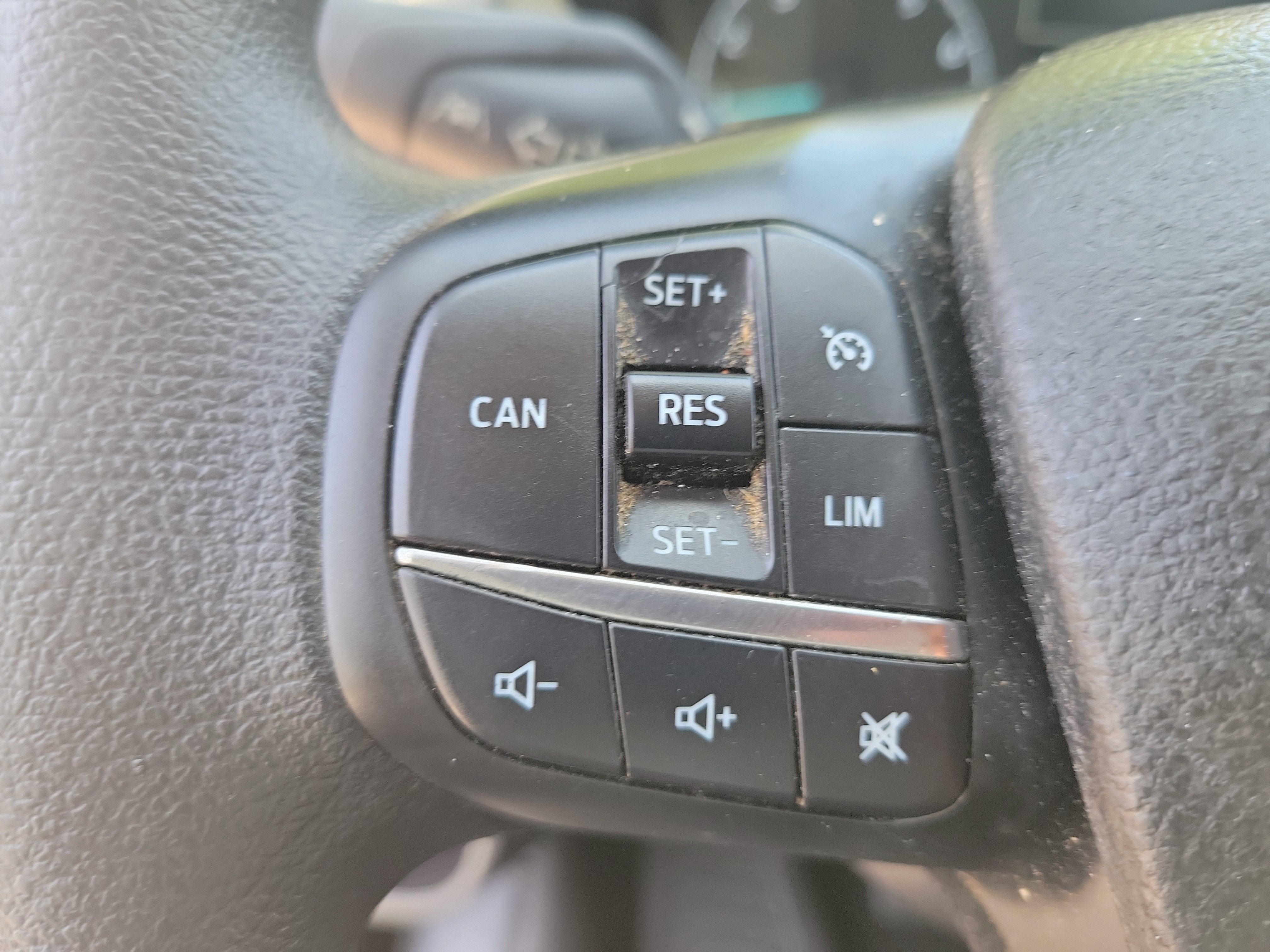 Used 2020 Ford Transit 250 Low Roof RWD image 14