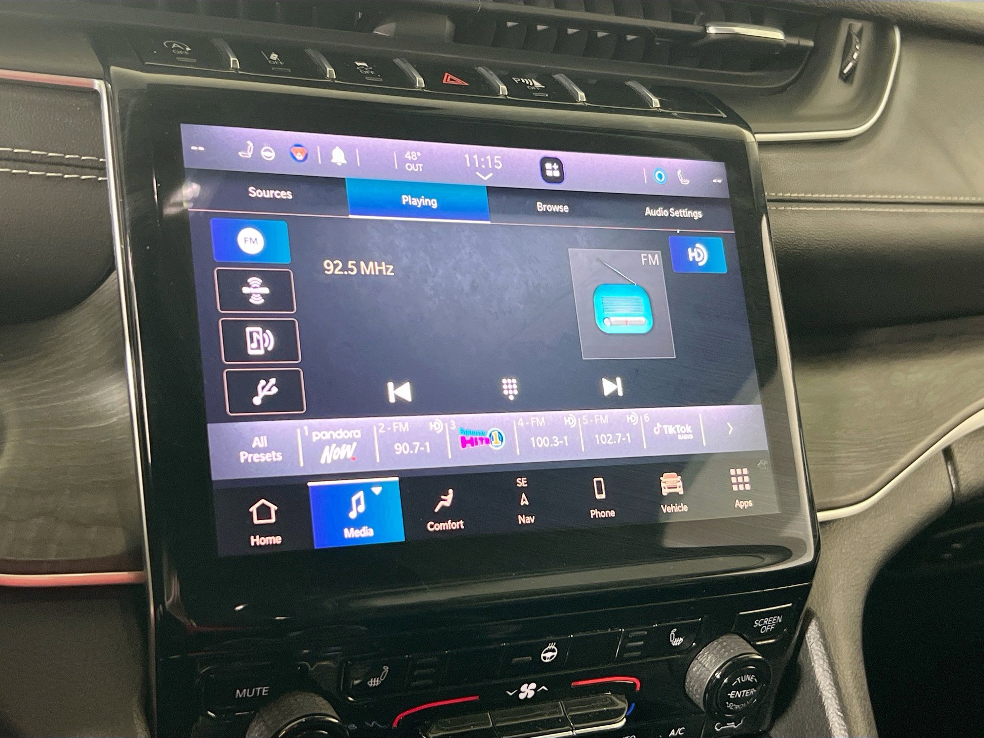 Used 2021 Jeep Grand Cherokee L Limited w/ Trailer Tow Group (B) image 15