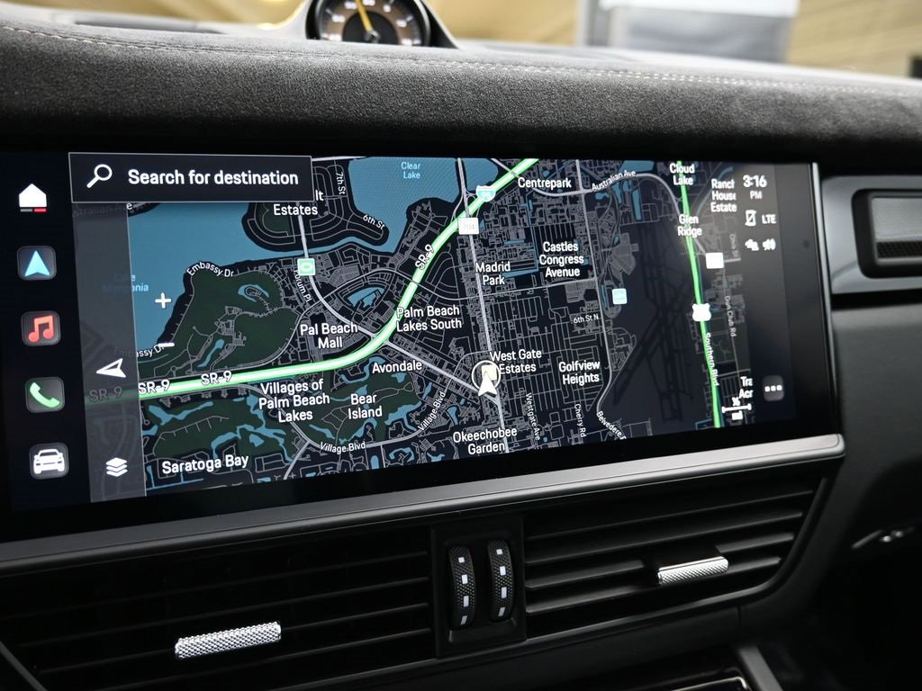 Used 2023 Porsche Cayenne Turbo GT image 27