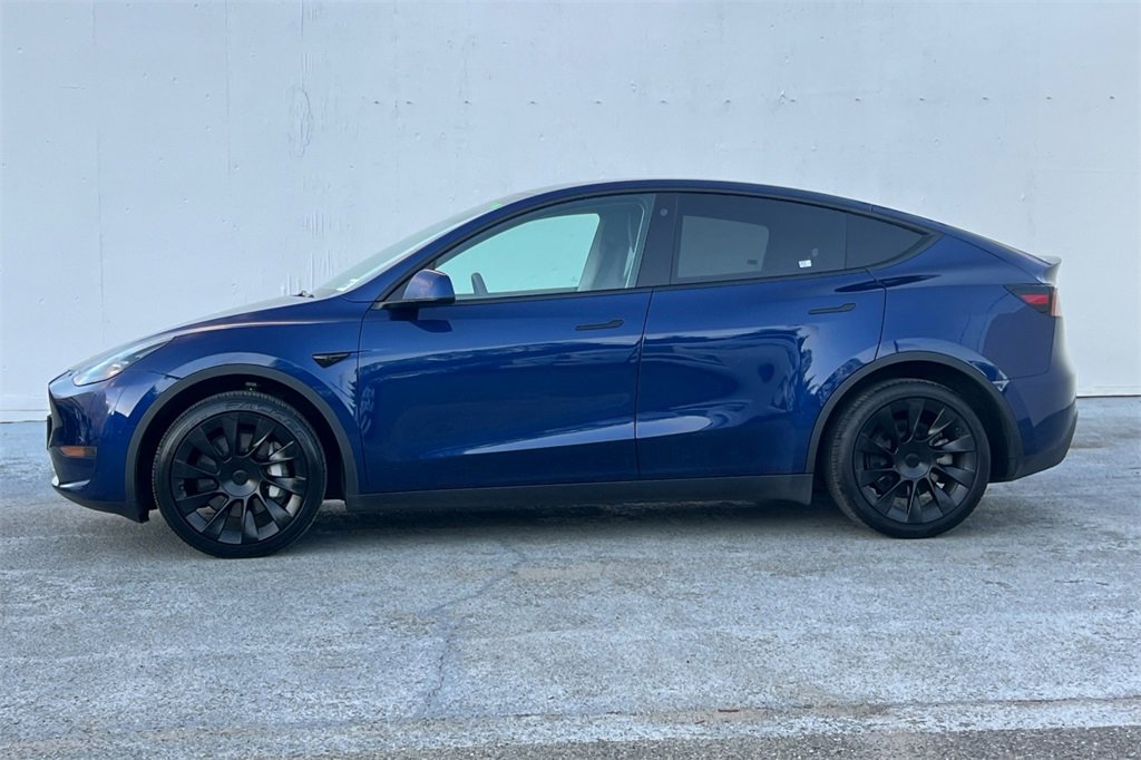 Used 2023 Tesla Model Y Long Range image 7