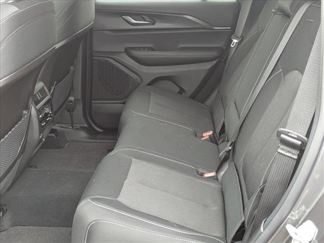 New 2025 Jeep Grand Cherokee Laredo X w/ Luxury Tech Group I image 19