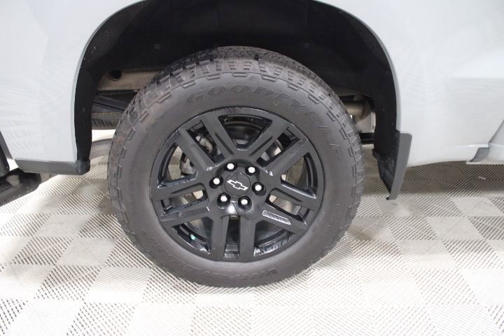 Used 2024 Chevrolet Silverado 1500 RST w/ Dark Appearance Package AWD/4WD image 44