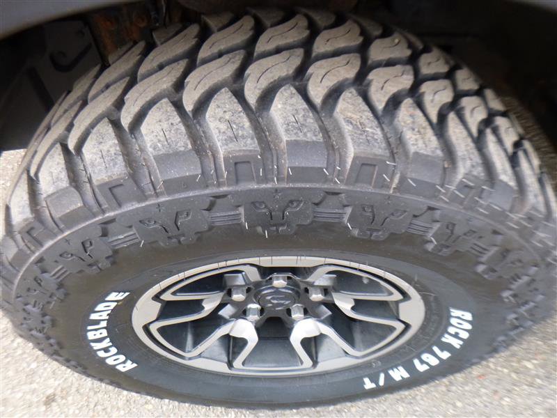 Used 2016 RAM 1500 Rebel w/ Luxury Group image 24