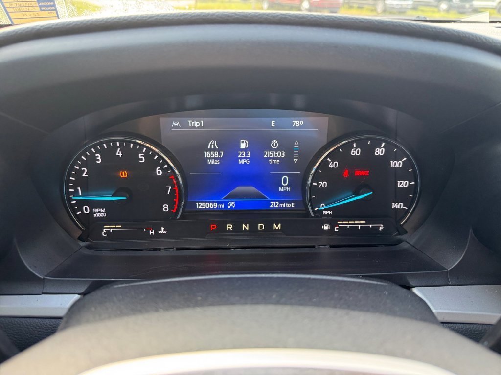 Used 2020 Ford Explorer XLT w/ Equipment Group 202A RWD image 39