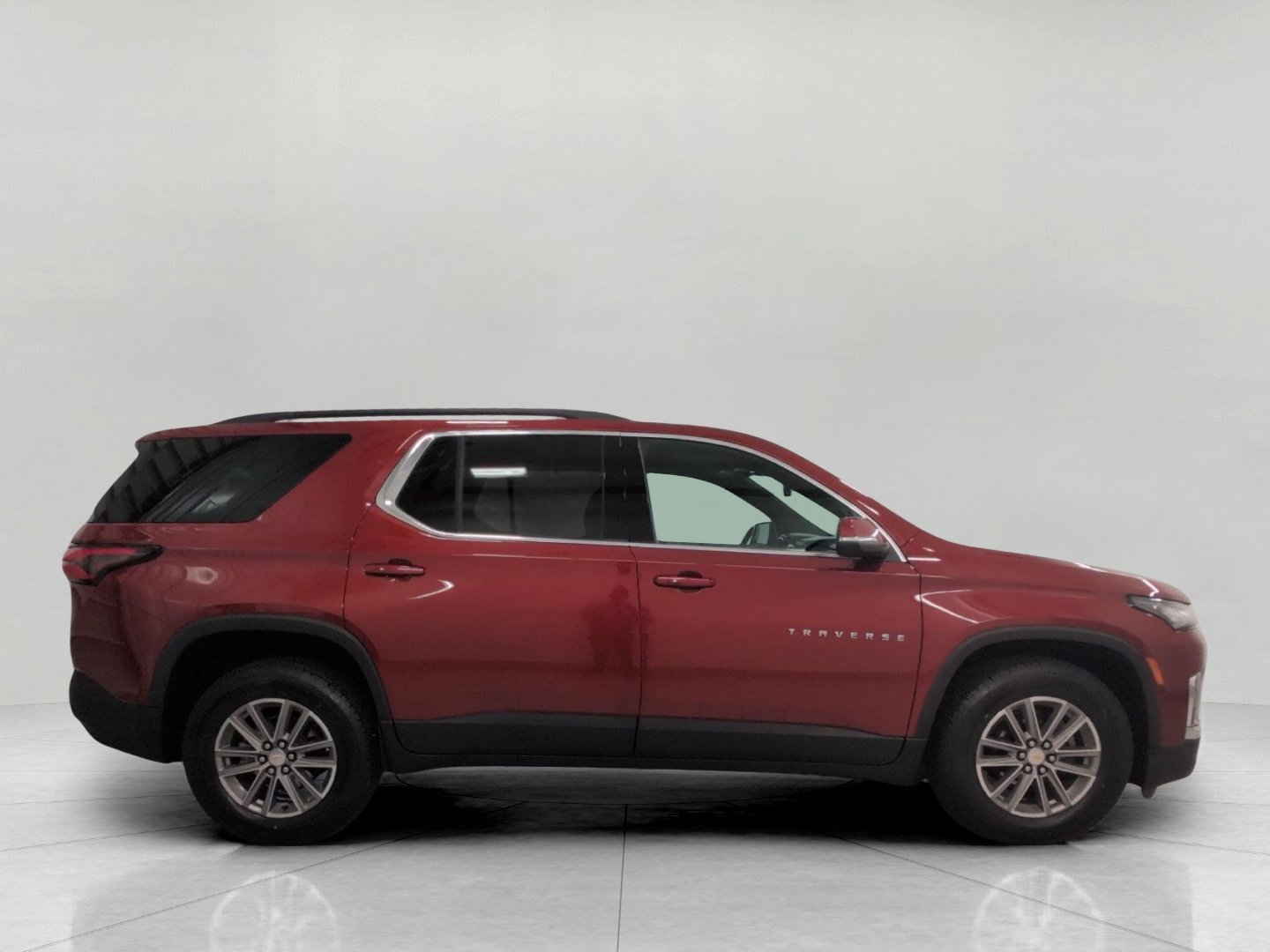 Used 2023 Chevrolet Traverse LT AWD/4WD image 11