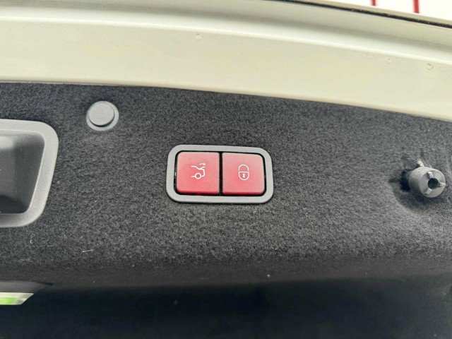 Used 2017 Mercedes-Benz S 63 AMG 4MATIC Cabriolet image 52