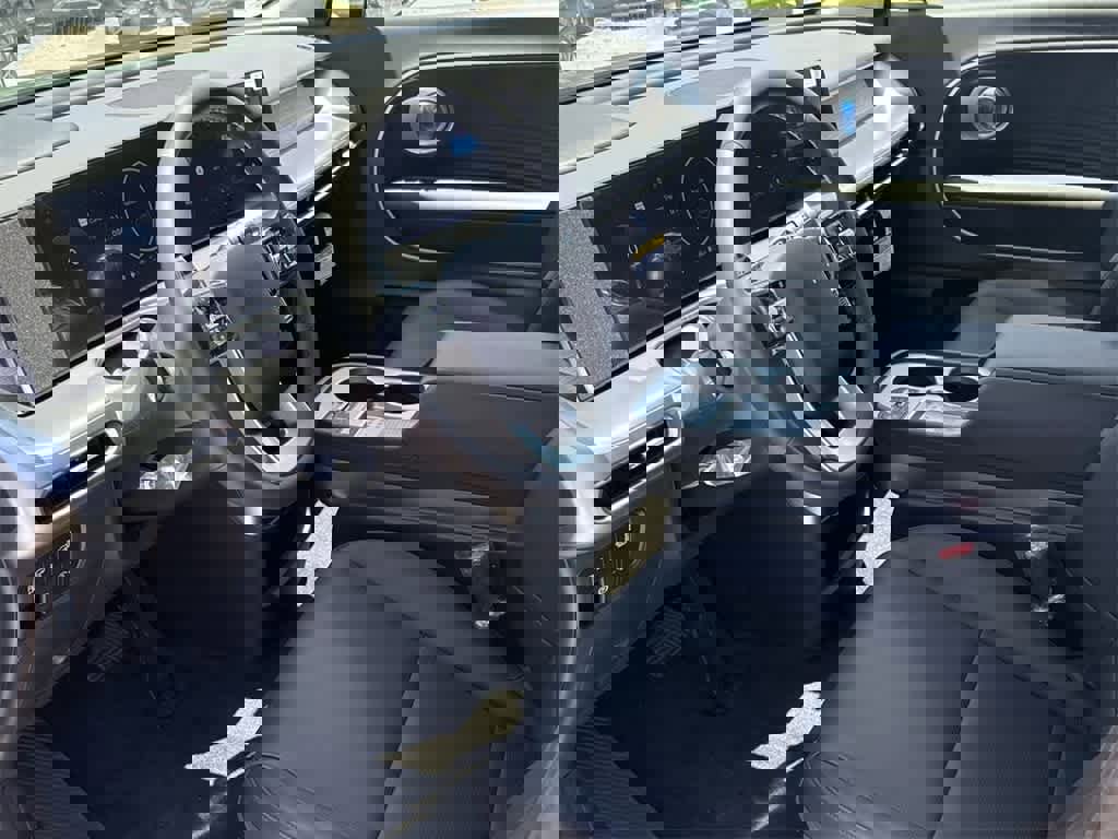 New 2026 Hyundai Ioniq 9 SEL image 14