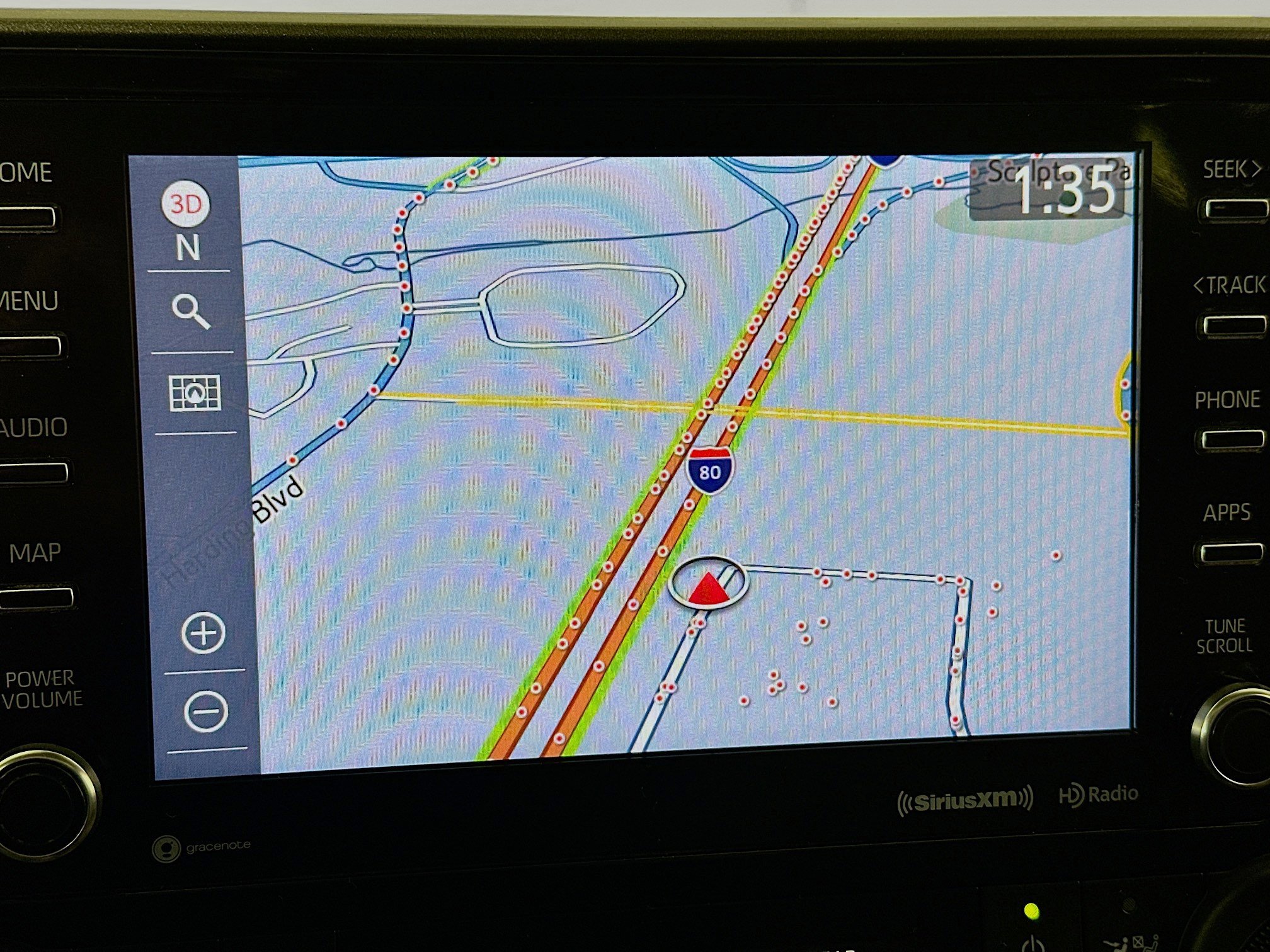 Used 2020 Toyota Highlander XLE image 22