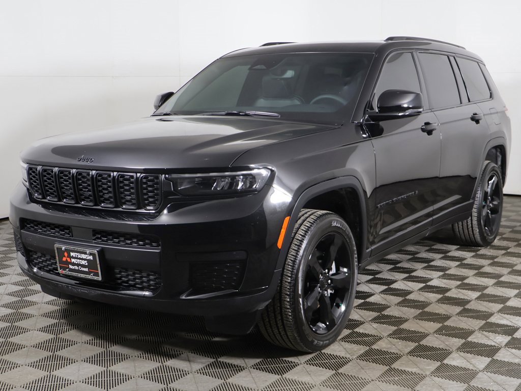 Used 2024 Jeep Grand Cherokee L Altitude image 10