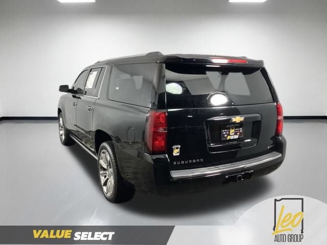 Used 2017 Chevrolet Suburban Premier AWD/4WD image 4