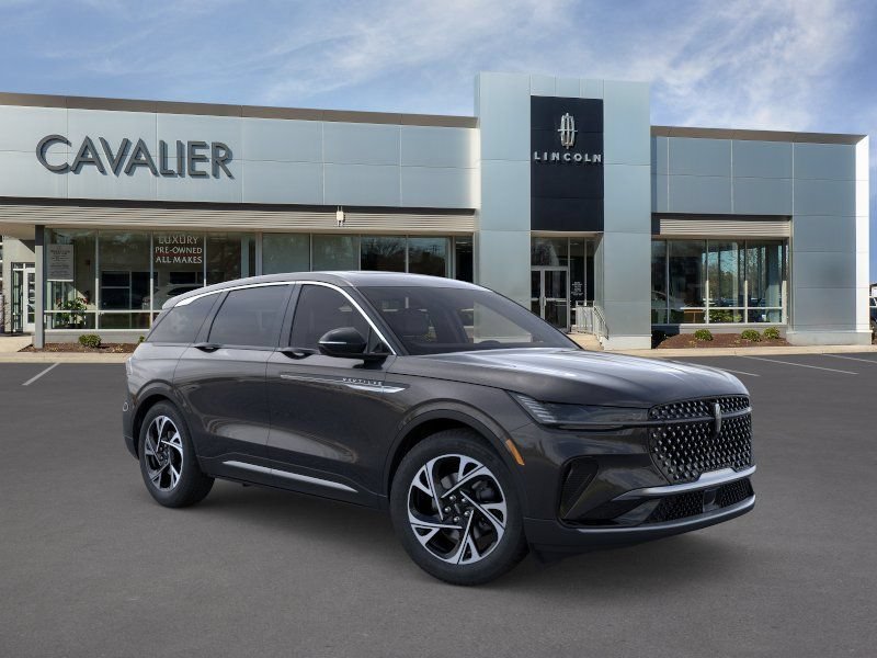 Used 2026 Lincoln Nautilus Premier w/ Equipment Group 102A AWD/4WD image 7