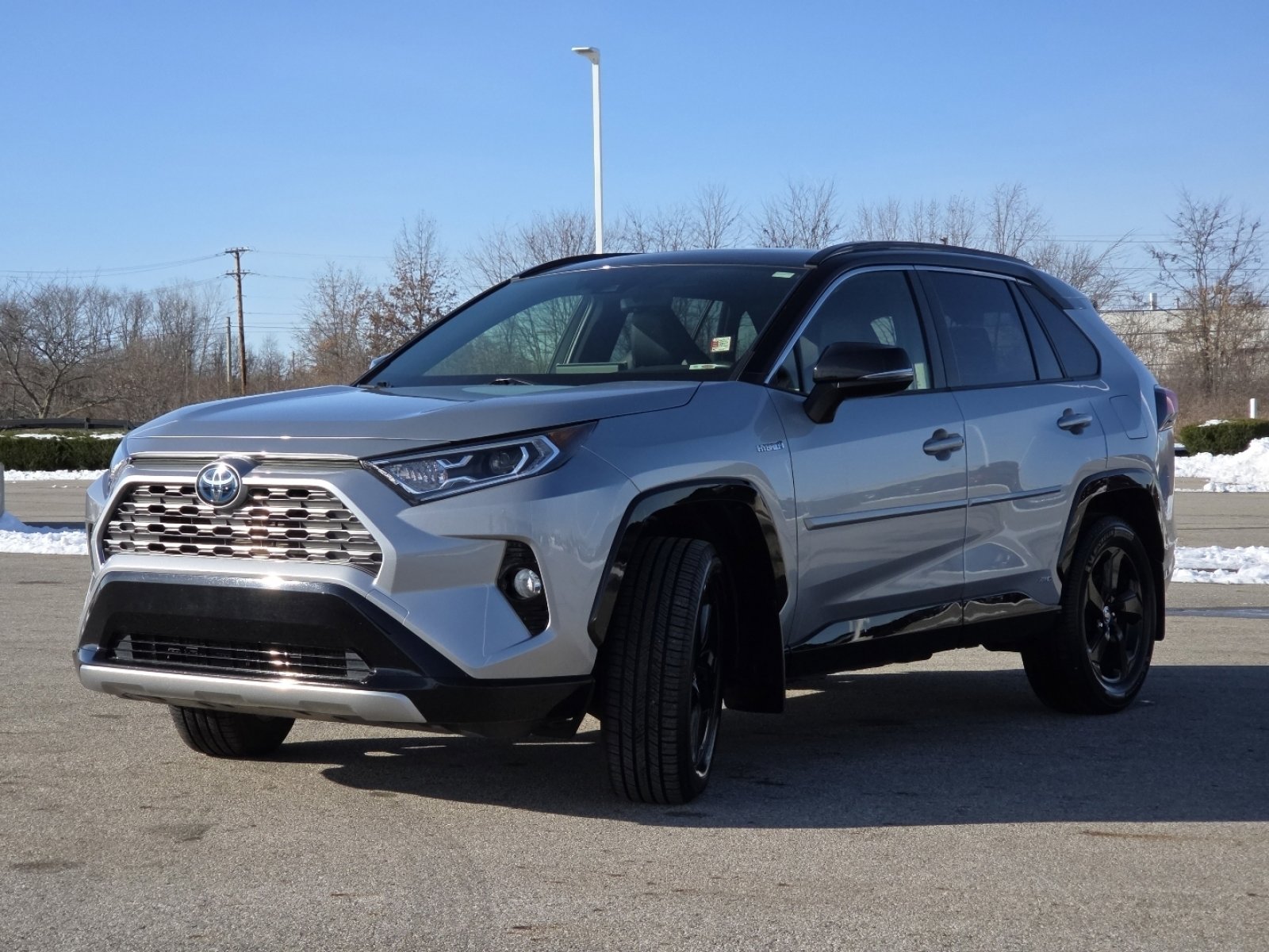 Used 2020 Toyota RAV4 XSE image 12