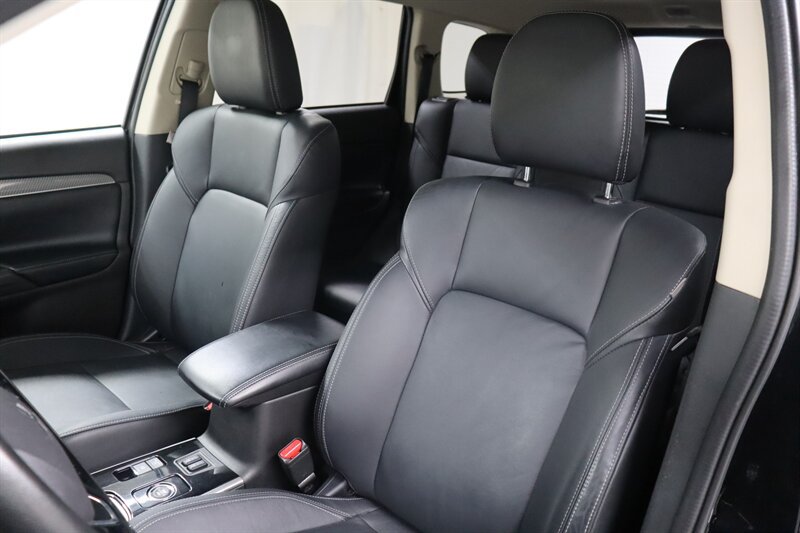 Used 2020 Mitsubishi Outlander GT AWD/4WD image 15