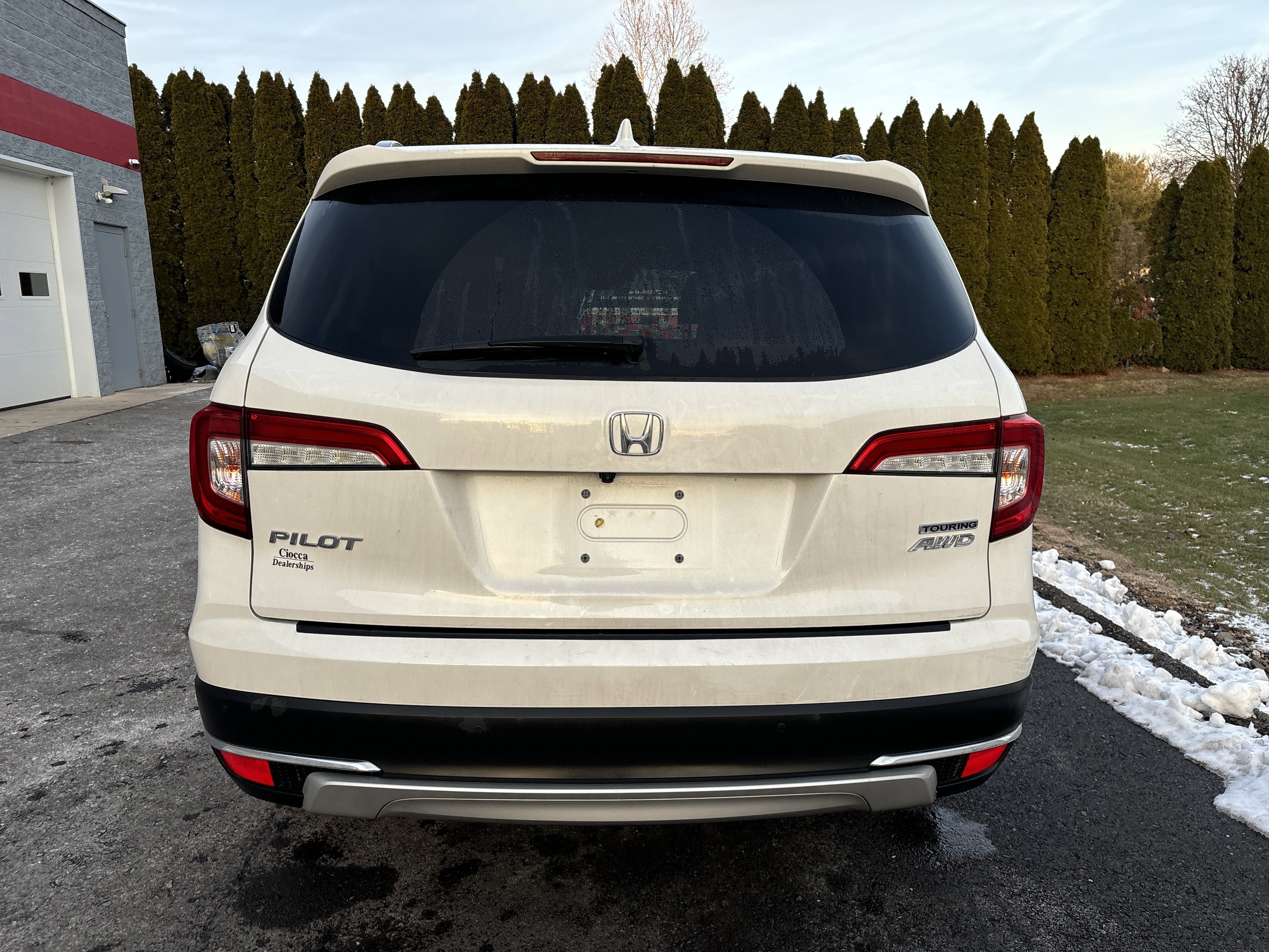 Used 2020 Honda Pilot Touring image 4