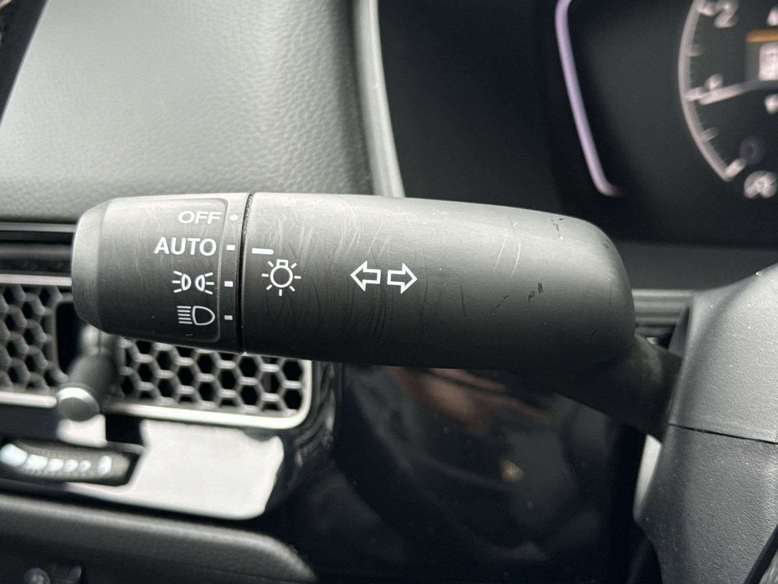 Used 2023 Honda Civic EX image 10