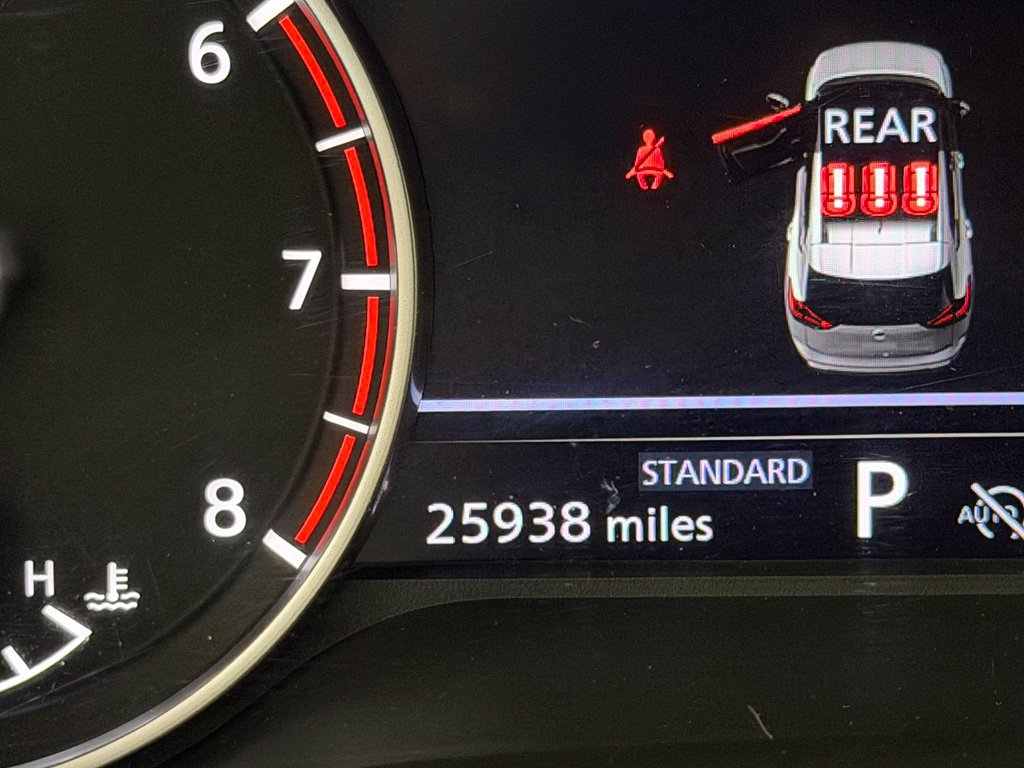 Used 2024 Nissan Rogue SV FWD image 15