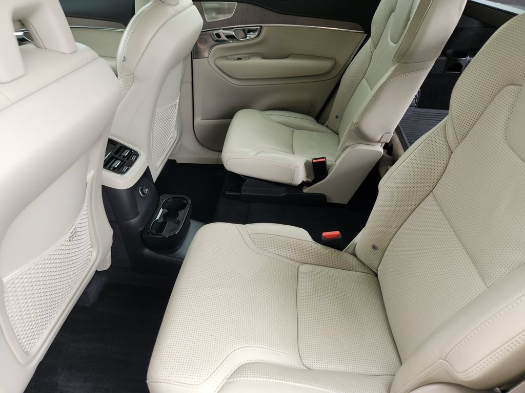 Used 2020 Volvo XC90 T8 Inscription w/ Protection Package Premier AWD/4WD image 19