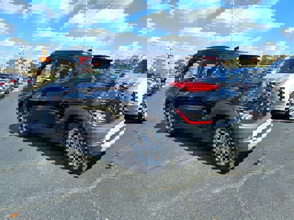 Used 2023 Hyundai Kona SEL image 24