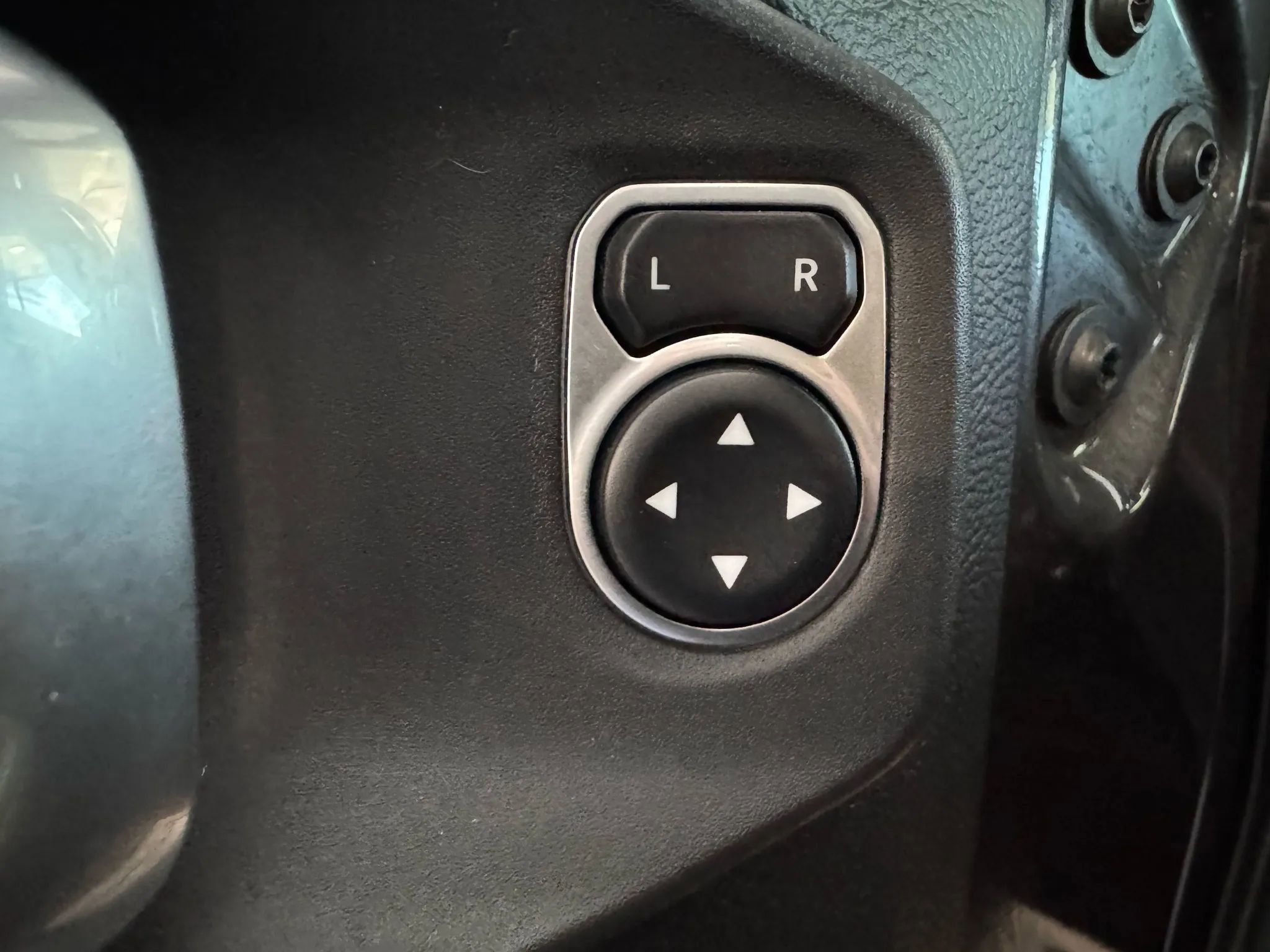 Used 2018 Jeep Wrangler Rubicon AWD/4WD image 22