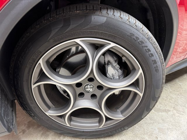 Used 2022 Alfa Romeo Stelvio Sprint image 29