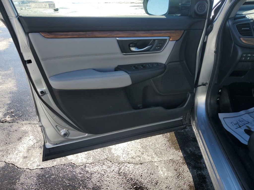 Used 2022 Honda CR-V Touring image 12