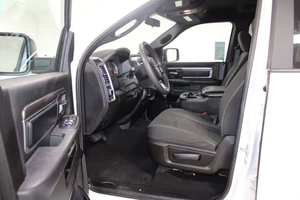 Used 2024 RAM 1500 Classic Warlock image 19