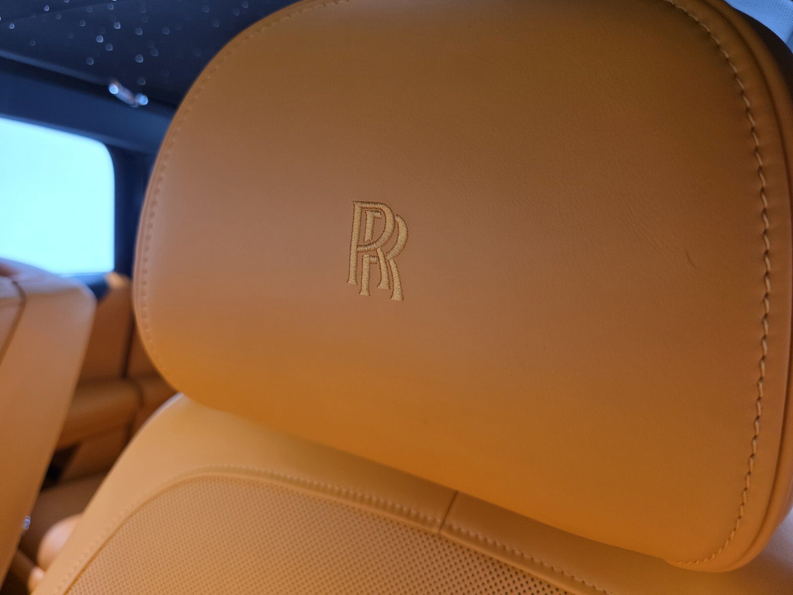 Used 2024 Rolls-Royce Ghost w/ Ghost Package AWD/4WD image 9
