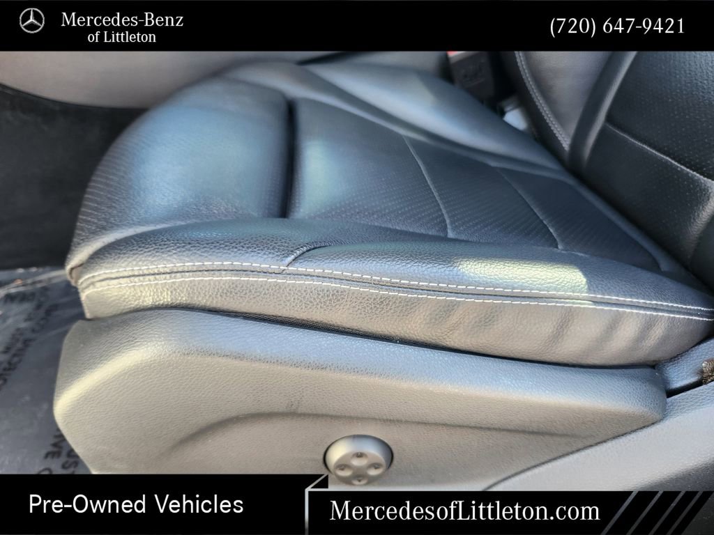Used 2020 Mercedes-Benz GLC 300 4MATIC image 29