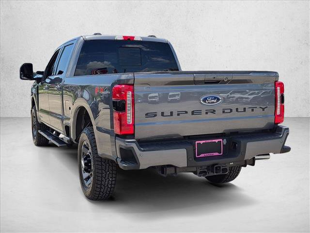 Used 2023 Ford F250 Lariat w/ Lariat Ultimate Package AWD/4WD image 7