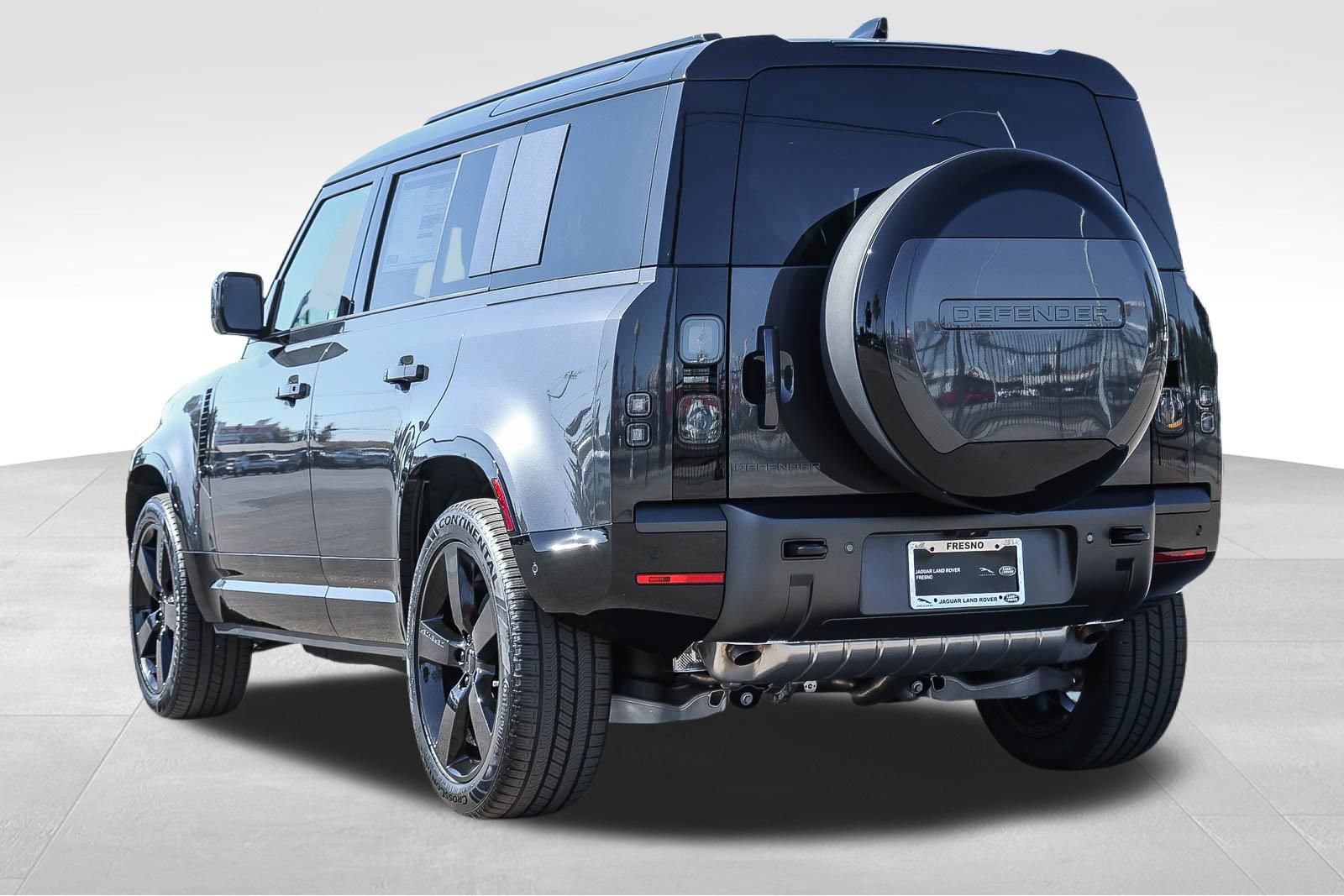 New 2026 Land Rover Defender 110 X-Dynamic SE AWD/4WD image 7