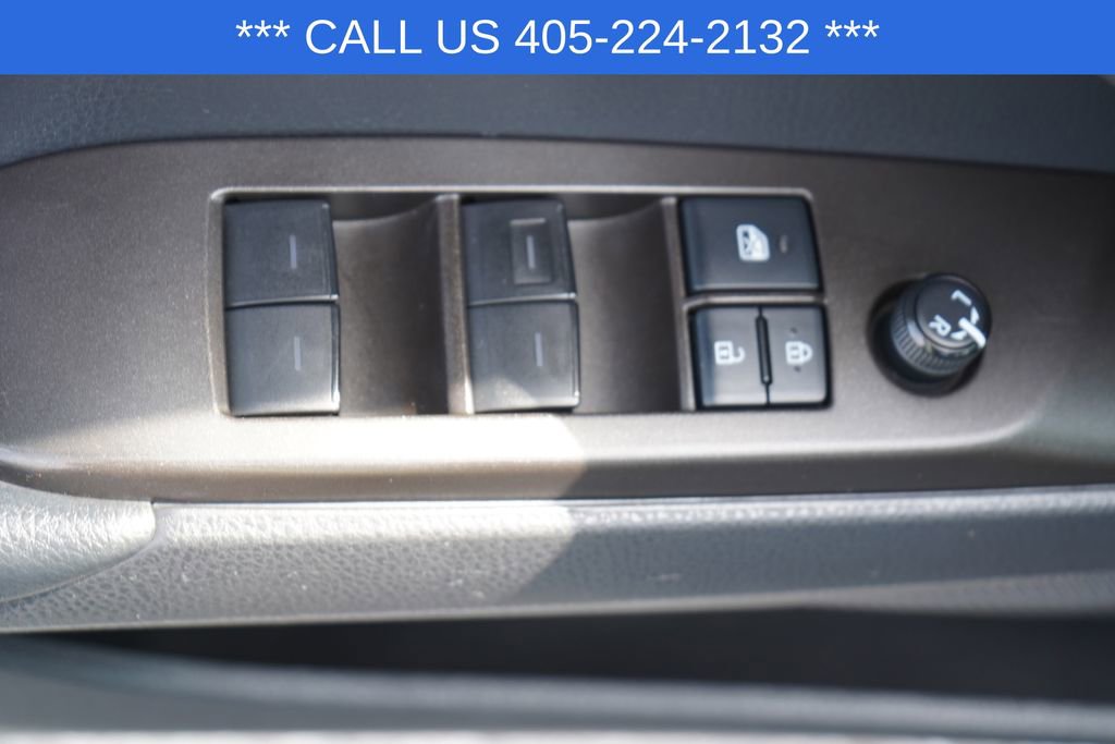 Used 2021 Toyota Camry SE image 28