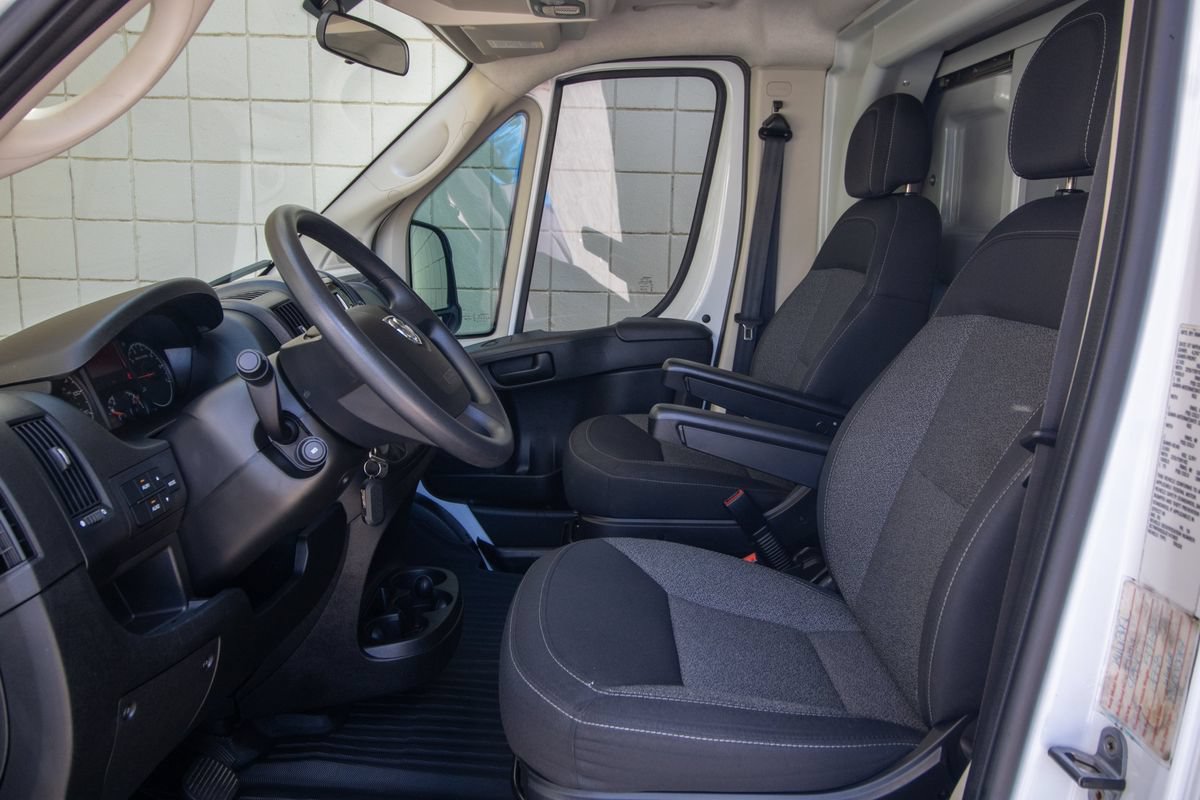 Used 2018 RAM ProMaster 3500 w/ Premium Appearance Group FWD image 14