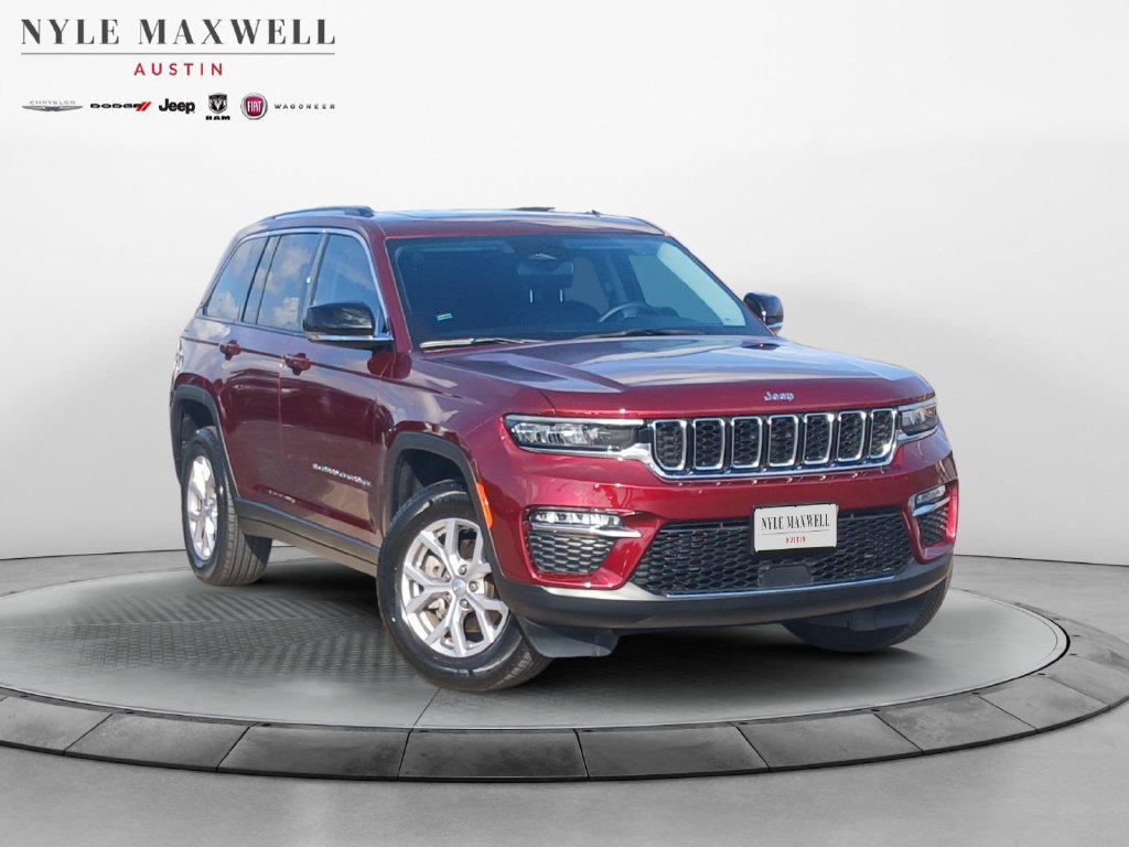 Used 2022 Jeep Grand Cherokee Limited AWD/4WD image 2