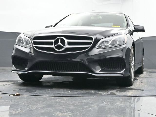Used 2016 Mercedes-Benz E 350 4MATIC Sedan image 41