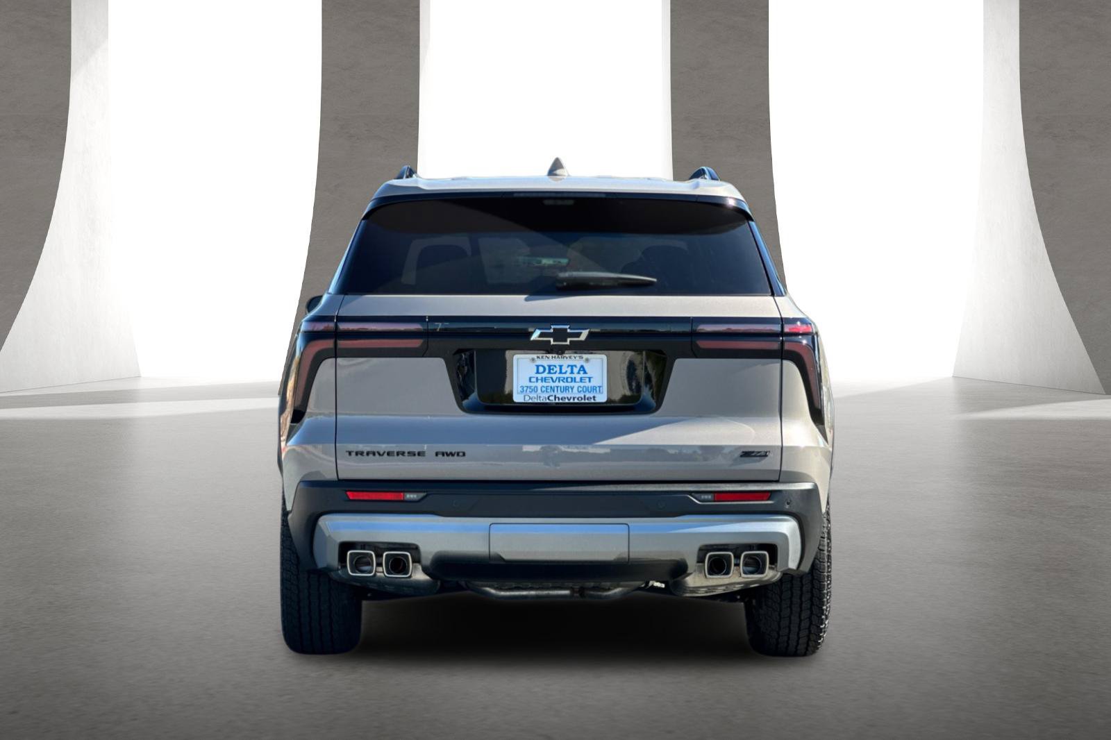 New 2027 Chevrolet Traverse Z71 w/ Enhanced Driving Package AWD/4WD image 5