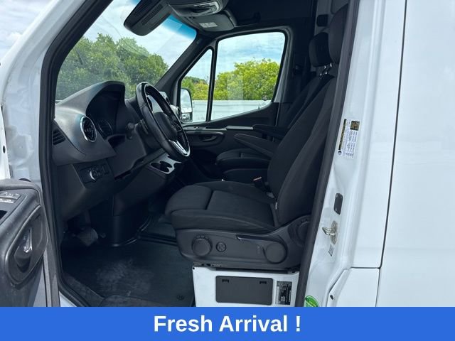 Used 2024 Mercedes-Benz Sprinter 2500 video 2