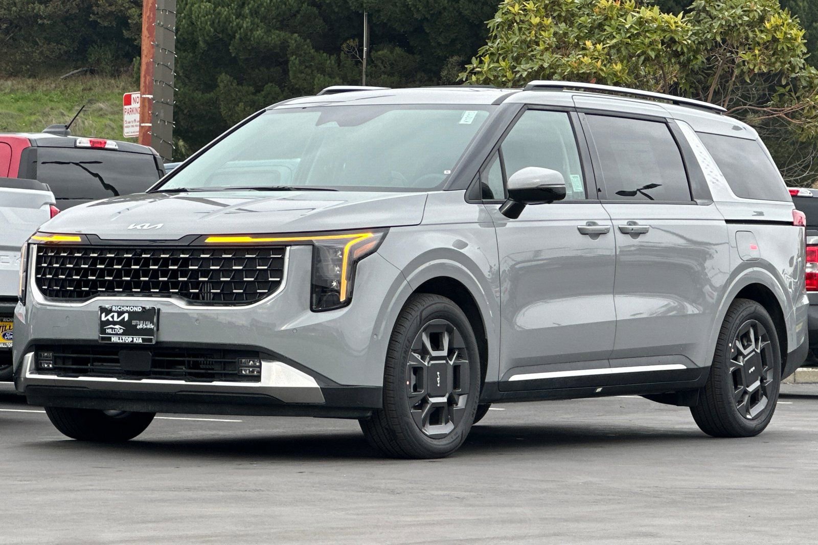 New 2026 Kia Carnival SX image 8