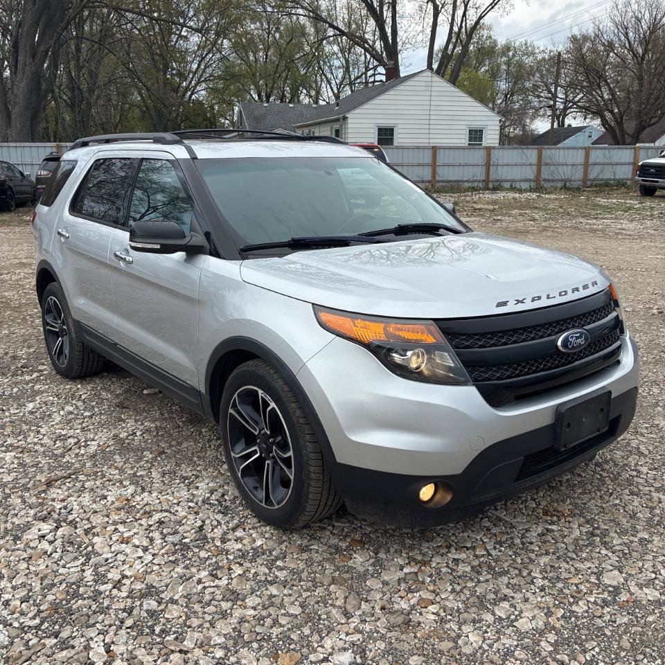 Used 2013 Ford Explorer Sport AWD/4WD image 2