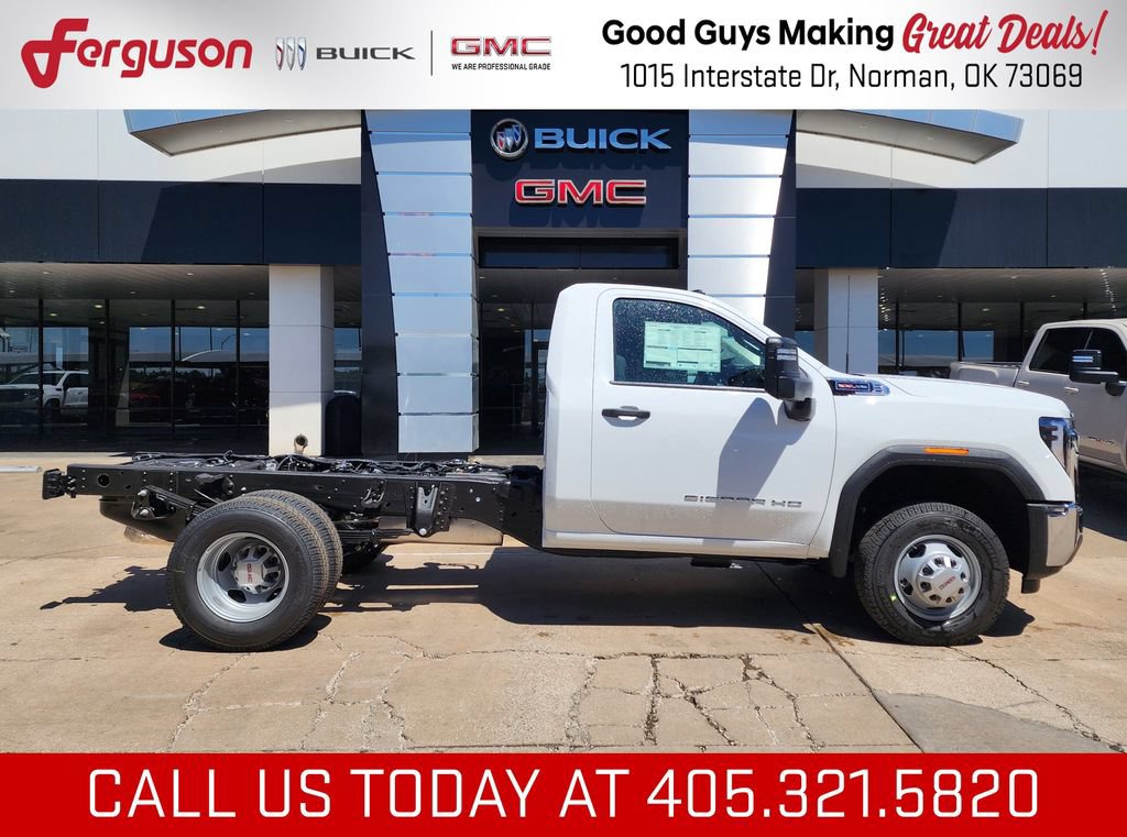 New 2026 GMC Sierra 3500 Pro w/ Convenience Package AWD/4WD image 2
