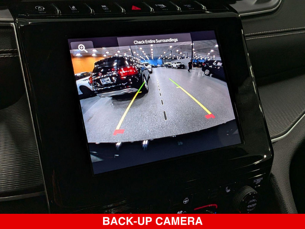 Used 2023 Jeep Grand Cherokee L Laredo AWD/4WD image 25