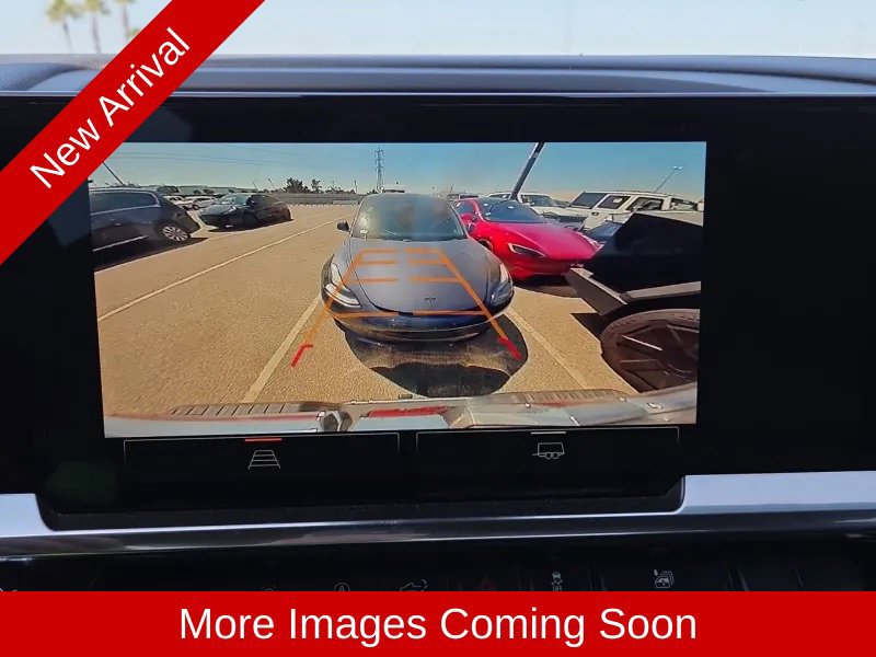 Used 2025 GMC Sierra 1500 SLT AWD/4WD image 13