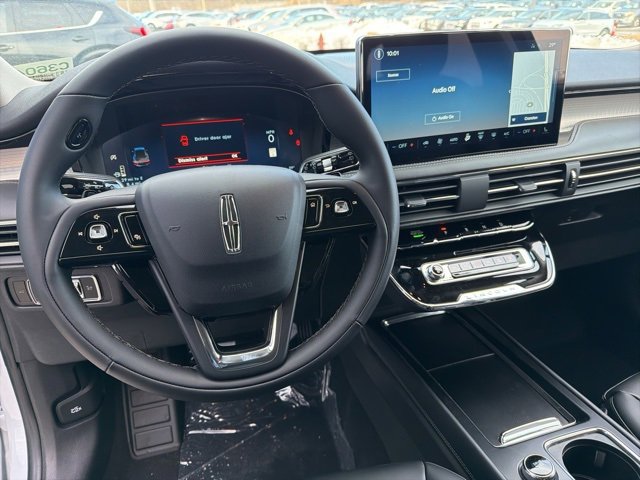 New 2026 Lincoln Corsair Premiere image 9