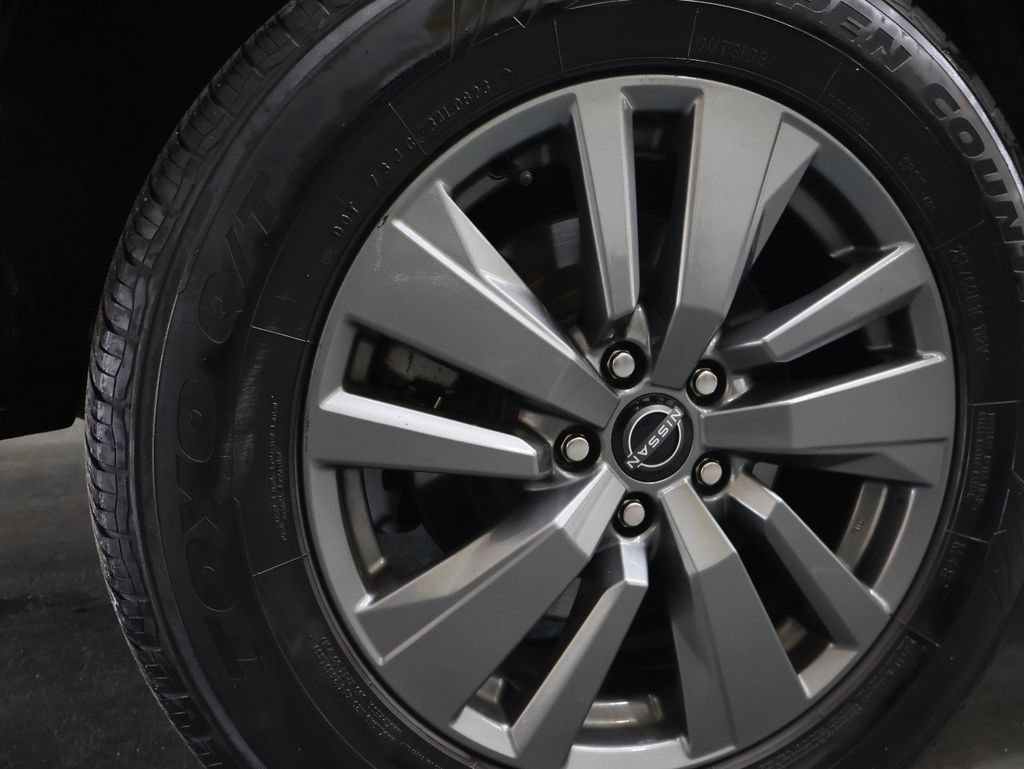 Used 2022 Nissan Pathfinder SV AWD/4WD image 33