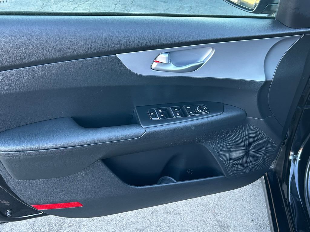 Used 2024 Kia Forte LXS w/ LXS Technology Package image 14