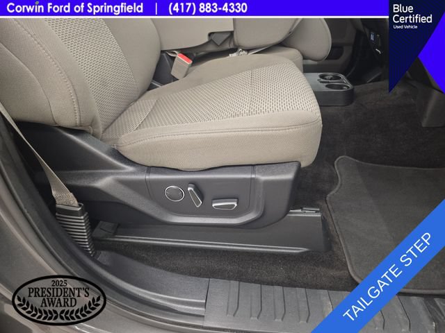 Used 2018 Ford F150 XLT w/ Equipment Group 302A Luxury AWD/4WD image 11